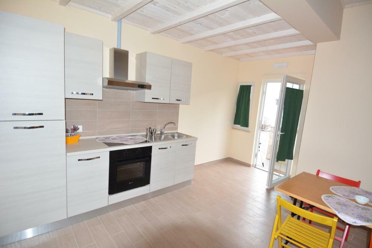 Oasi Di Francesca B&B Pontinia ภายนอก รูปภาพ